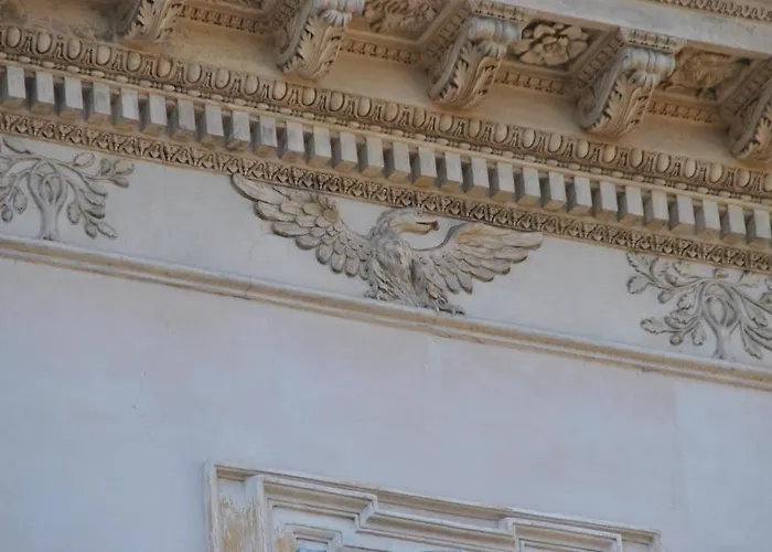 Mimosa Pantheon Отель *
